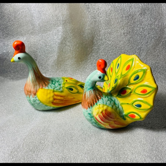 Pier 1 Imports Peacock Salt & Pepper Shakers - Picture 3 of 6